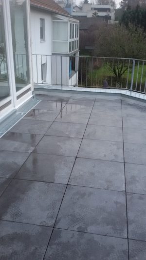 Dachdecker/Terrassensanierung / Abdichtung inkl. Feinsteinzeug /